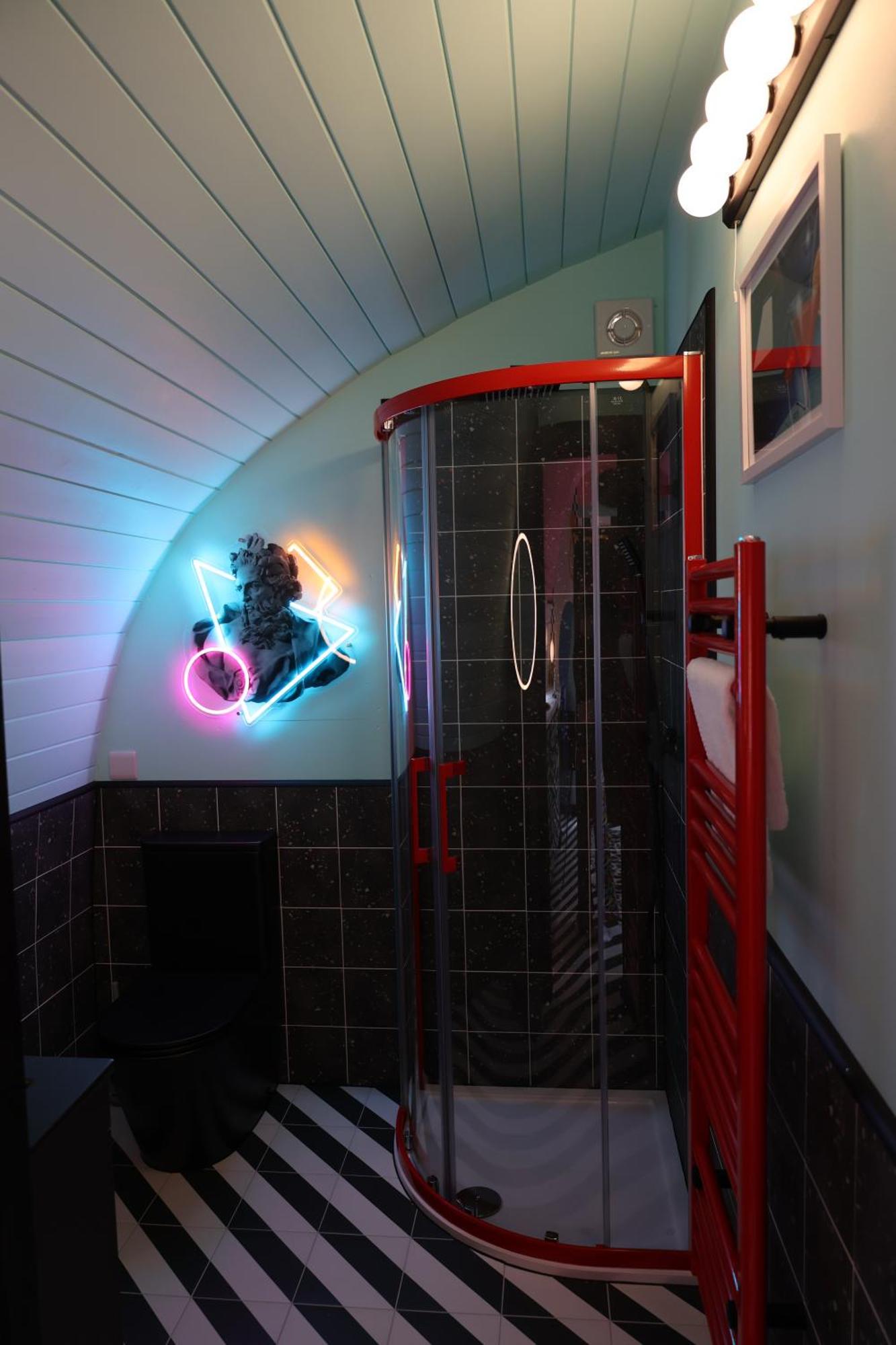 Ammonite Glamping Pod & Hot Tub Apartment Hungerton Exterior photo